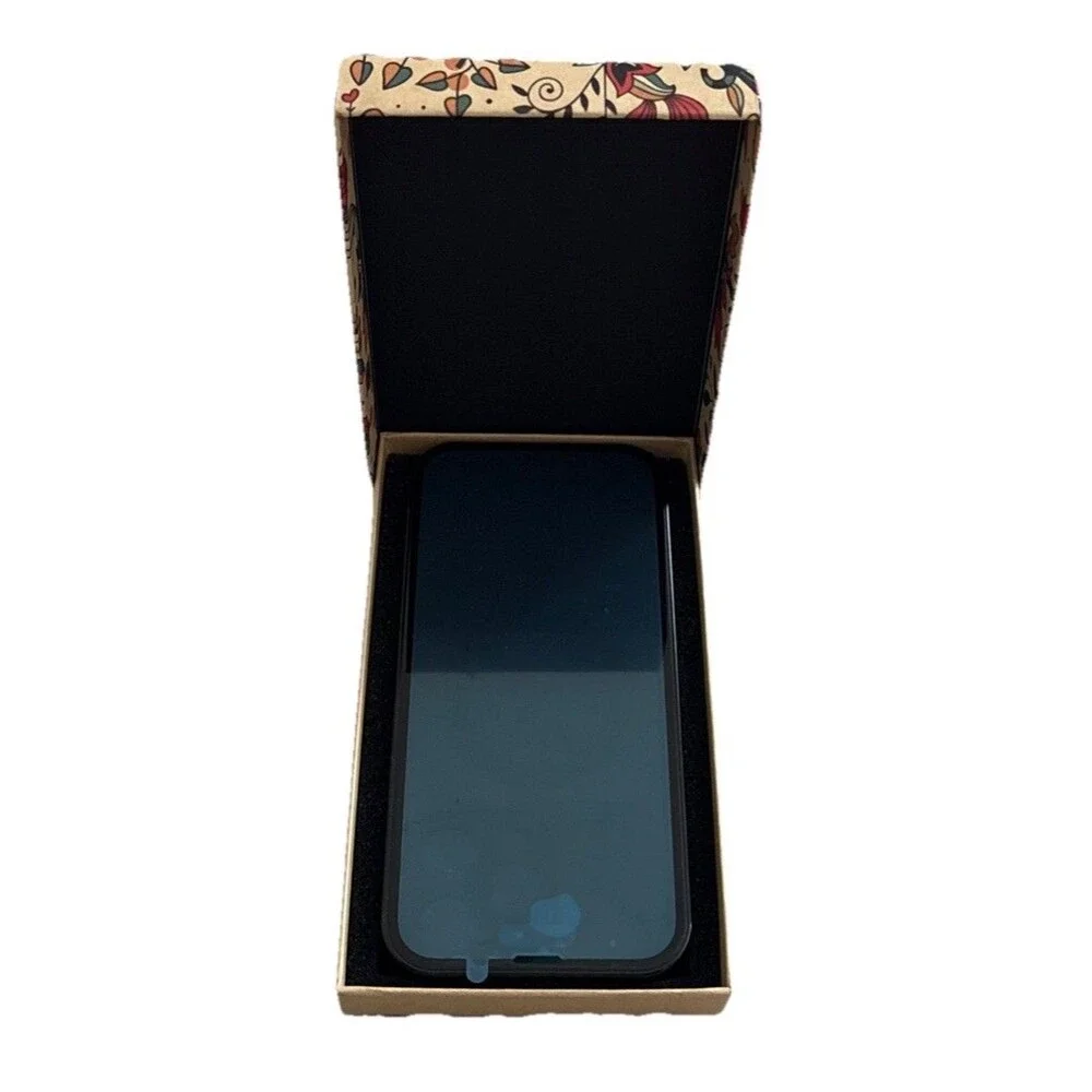 Siyukbm Iphone 15 Pro Full Camera Protection Case in Presentation Box